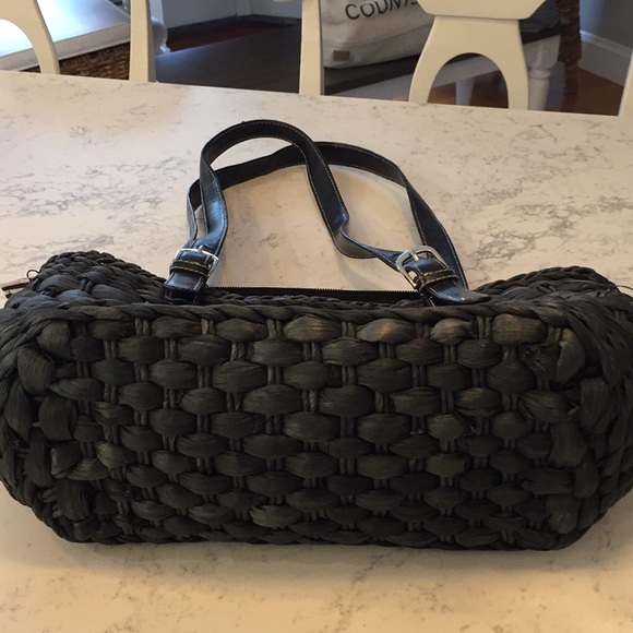 Cute black straw bag - Picture 3 of 3